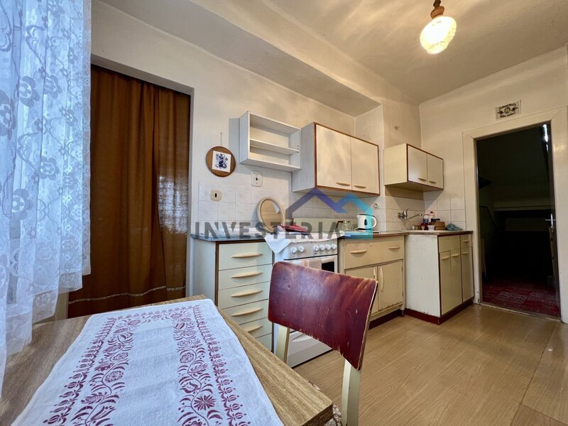 Prodej rodinného domu 140 m² na pozemku 2201 m², Červený Kostelec - Lipky