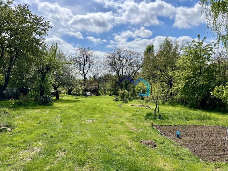 Prodej stavebního pozemku 3538 m², Březovice u Hořic v Podkrkonoší